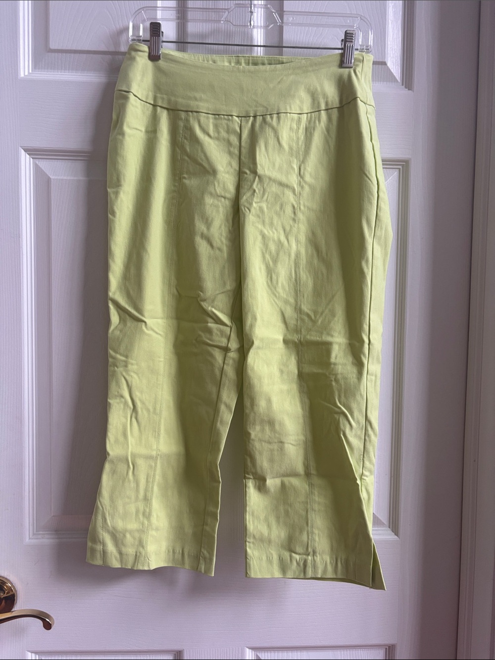 BECCA Lime Green Women's Capri Pants